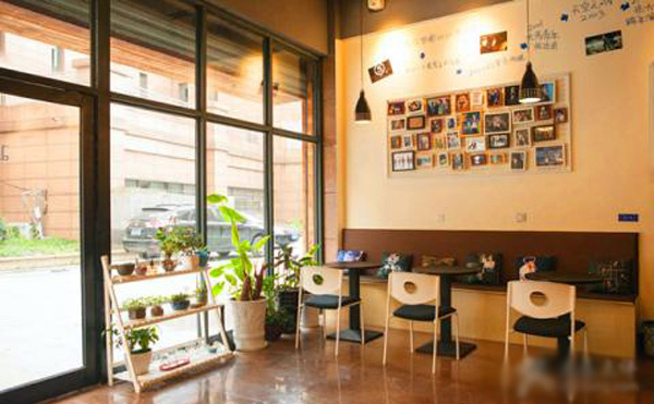 青春咖啡加盟店