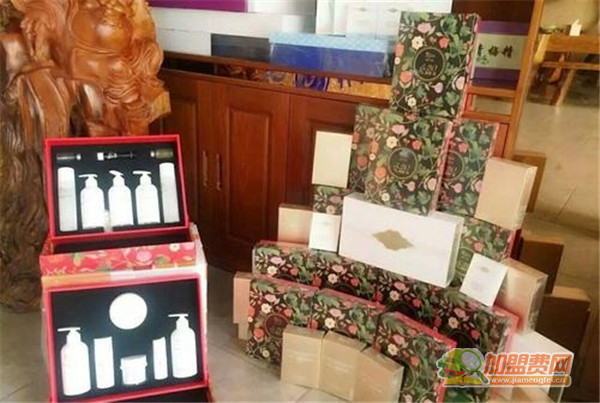 嘉顿肯妮化妆品加盟费