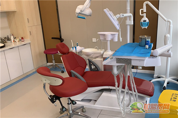 牙科诊所加盟