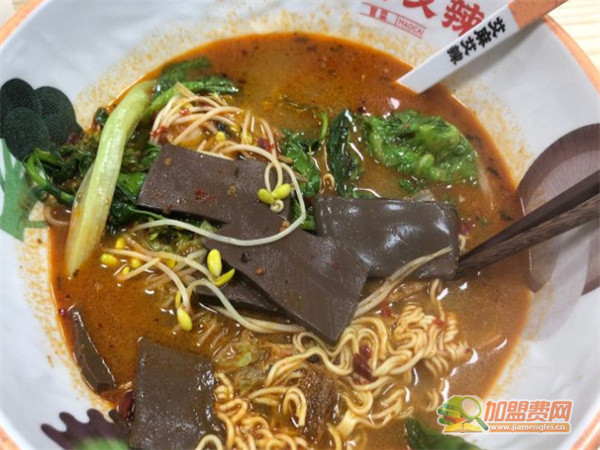 艾麻艾辣冒菜加盟