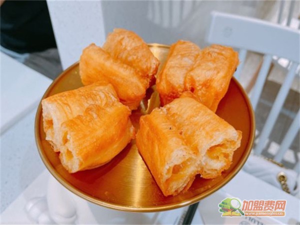 熊见见噜噜煲加盟