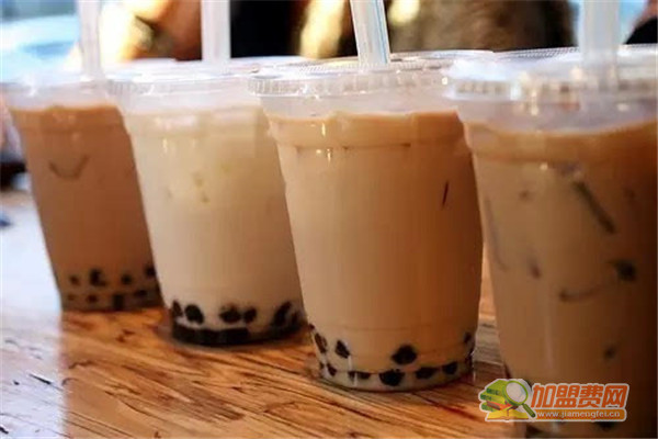 奶茶店在城市中随处可见