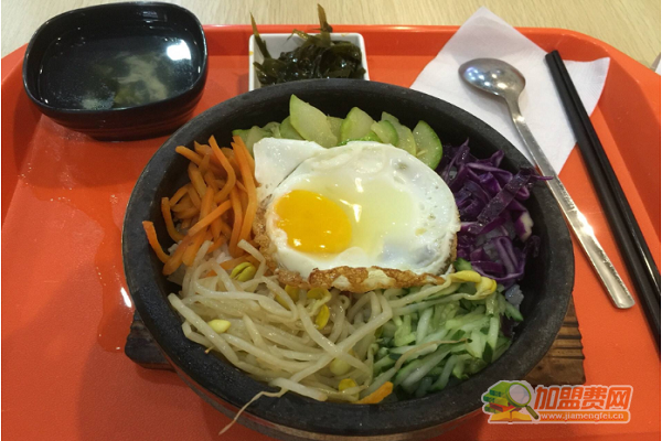 美石记石锅拌饭