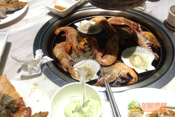 五月罗马海鲜自助餐厅