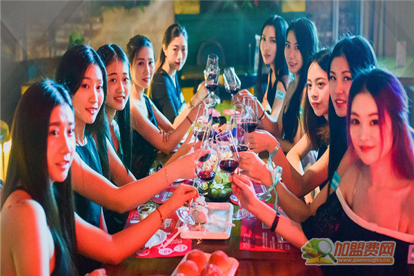 贝斯门音乐餐吧加盟
